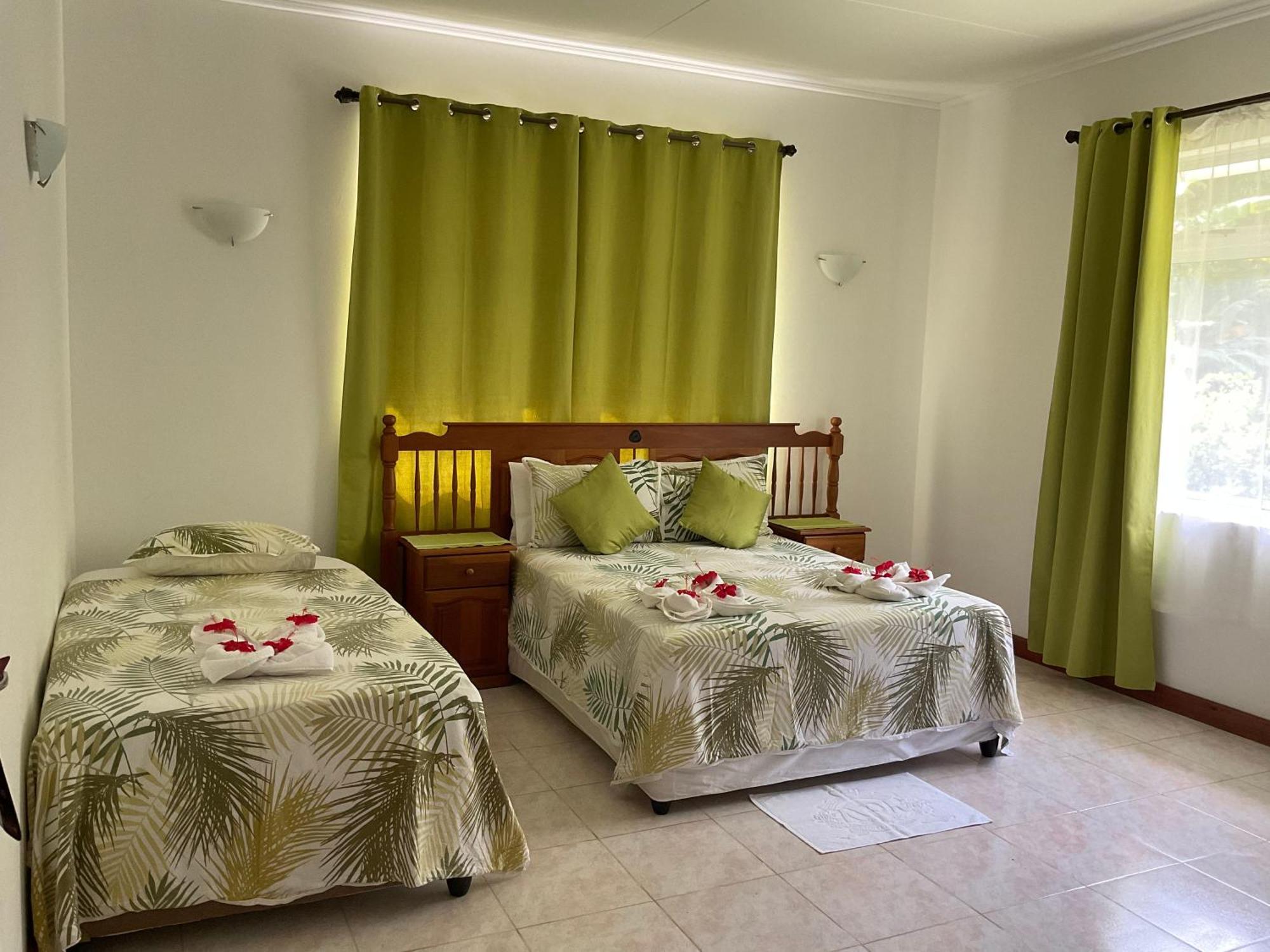 Le Chevalier Bay Guesthouse Анс Лацио Екстериор снимка