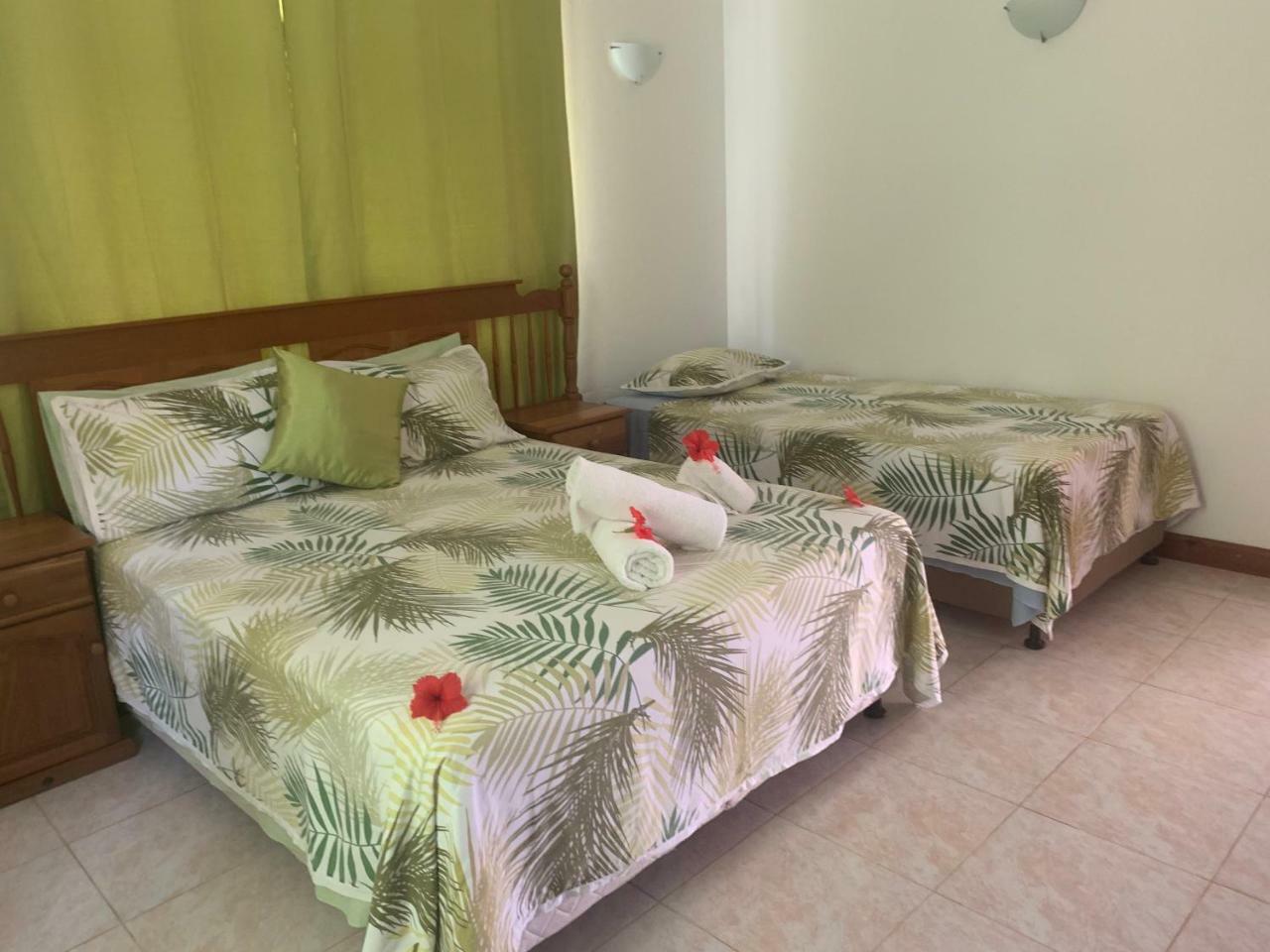 Le Chevalier Bay Guesthouse Анс Лацио Екстериор снимка